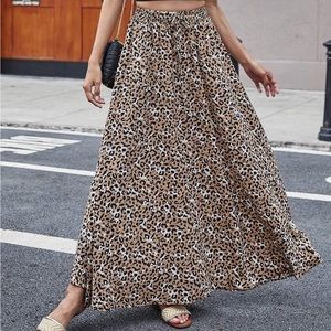 BluTime Leopard Maxi Skirt Size XL